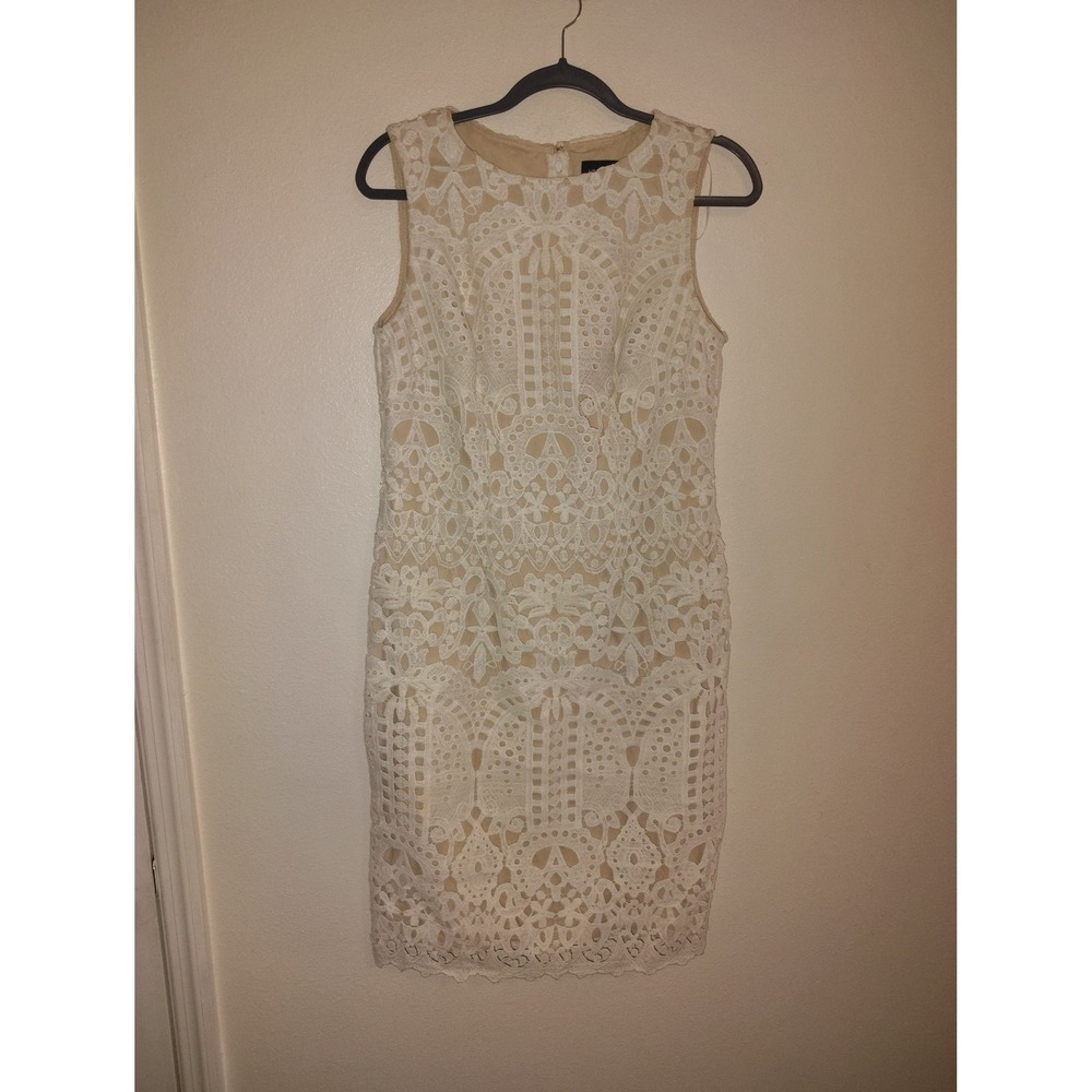 Liz Claiborne White Crochet Lace‎ Sheath Dress Nude Lining Womens 10 Sleeveless